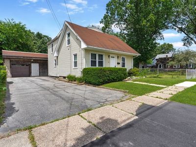 25 Prince Ave