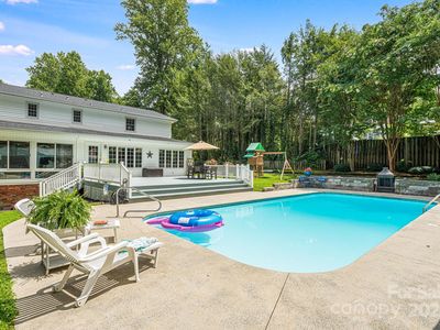 524 E French Broad St