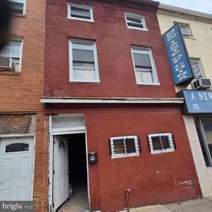 1046 W Baltimore St