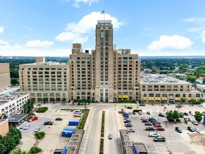 2929 Chicago Ave UNIT 907