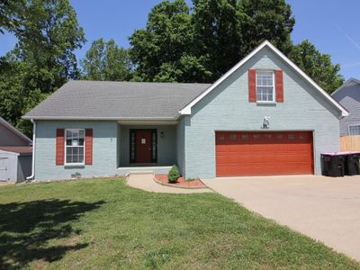 81 West Dr