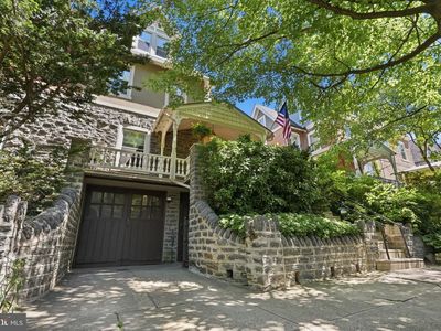 414 W Price St