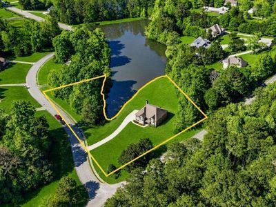 3 Westwood Lake Dr