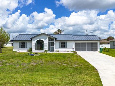 409 SW Voltair Terrace