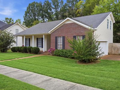 1599 Birchwood Cir