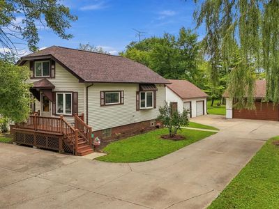 1407 Willow ROAD
