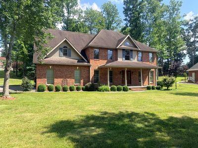 104 Hawksbury Trce