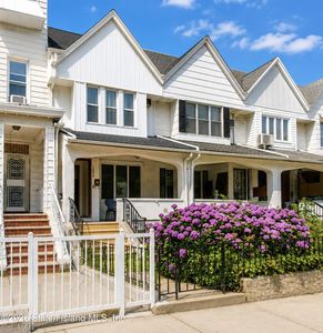 1668 Bay Ridge Pkwy