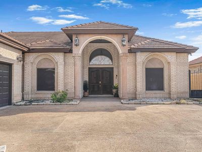 307 Lake Carnegie Ct