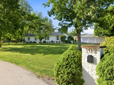 102 Hamlet Dr