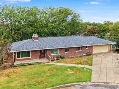 1116 Hillside Dr