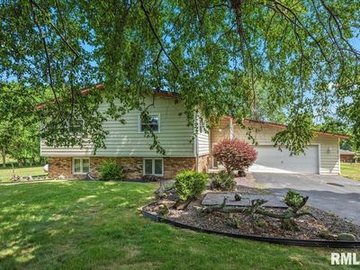 Property at 5016 Kinsinger Ln, Pleasant Plains, IL