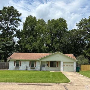 3507 Sabine Ave