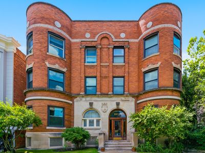 5718 S Dorchester Ave #1