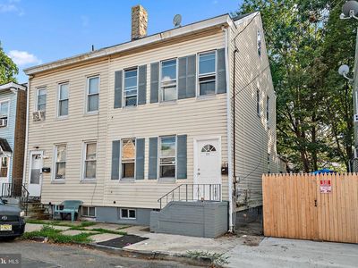 111 Adeline St