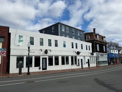 222 Main St