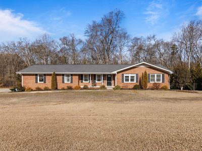 1153 Lakeview Dr