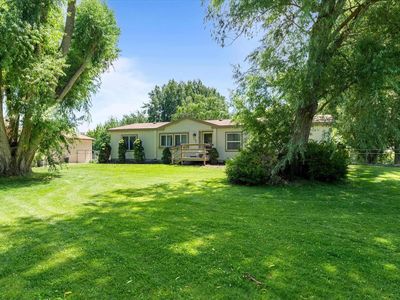 1011 Babs Ave