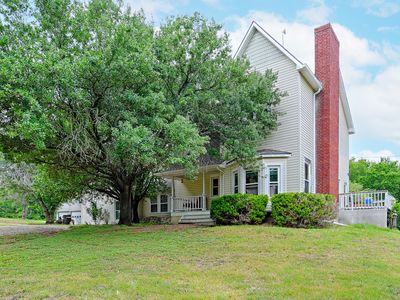 365 Epps Rd