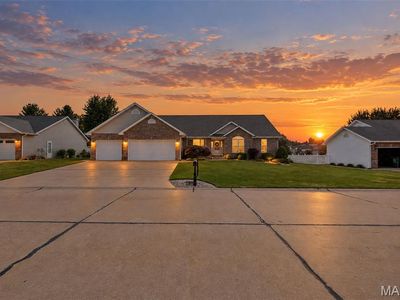 1805 Summerfield Ln