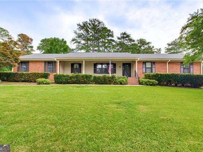 8940 Country Club Dr