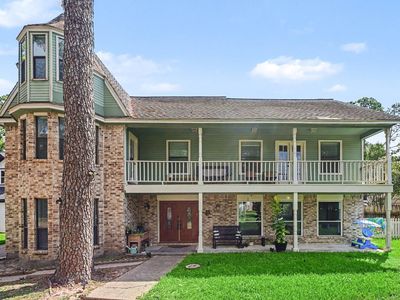 20702 Trellis Ln
