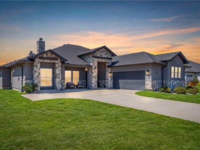 1933 Magnolia Falls Dr