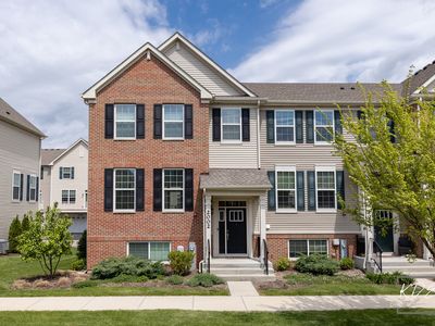 Property at 2002 Stuttle Rd, Batavia, IL