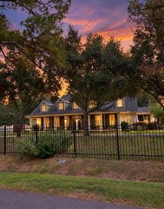 10 Rollingwood Dr