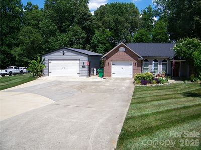 609 Redah Ave