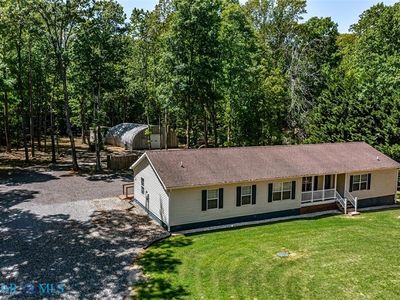 115 Edge Hill Ln
