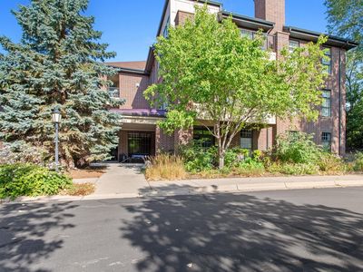 851 River Mews Ct APT 105