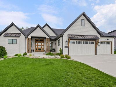 2270 Scenic View Dr