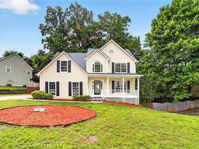 1009 Bexhill Dr