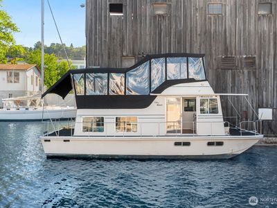 1325 Fairview Avenue N