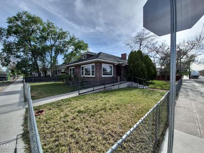 210 S Taylor St