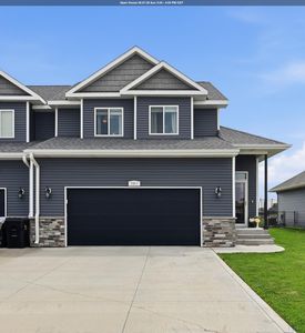Property at 1011 Coffie Farm Rd, Sergeant Bluff, IA