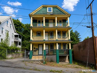 10 Edwards Street