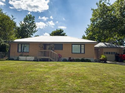 Property at 214 N Cherry St, Lamoni, IA