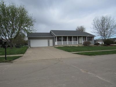 835 Breckenridge Dr