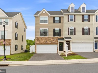 312 Pemberton Park Ln