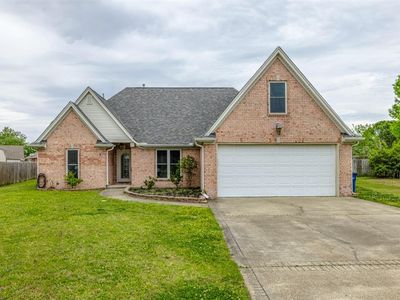 1409 Ashwood Cir
