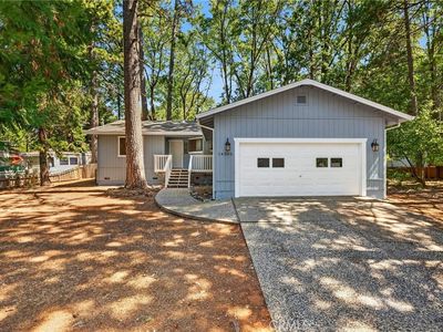 Property at 14382 Sinclair Cir, Magalia, CA