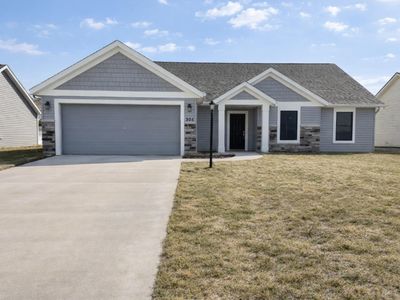 305 W Longfellow Blvd