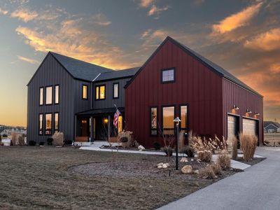 W273N7083 Dentons RUN