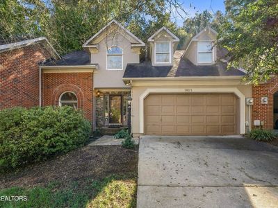 1407 Kenton Way