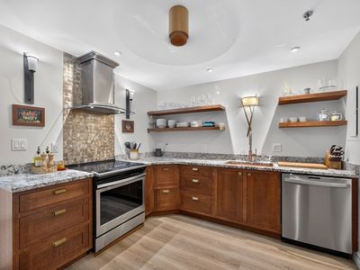 22 Railroad St APT 207
