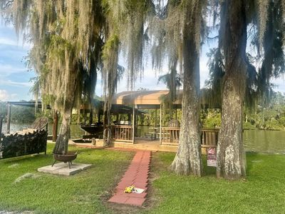 1182 Graveyard Island Rd