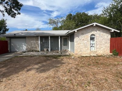 3323 COCONINO DR