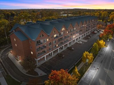 1111 Burlington Ave Unit 422